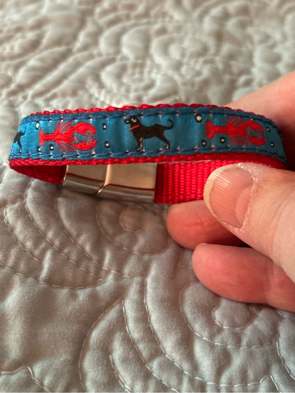 The Black Dog Wristband bracelet Blue Ribbon Dog & Lobster Pattern Red trim